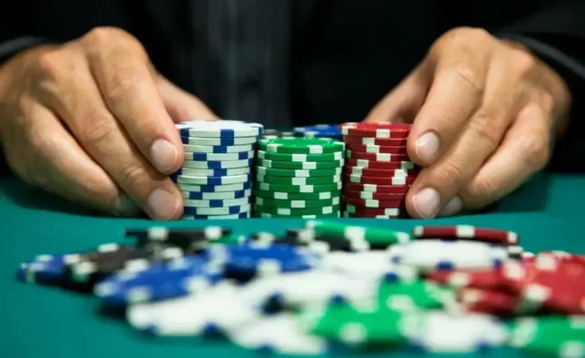 Mastering Texas Hold’em: 10 Essential Strategies to Elevate Your Game